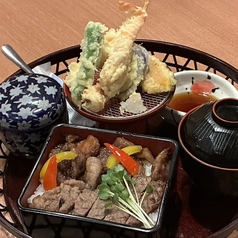 国産和牛カルビとサーロインステーキ御膳《4/20～30・月～金・祝日でご利用可能な300円OFFクーポンあり》