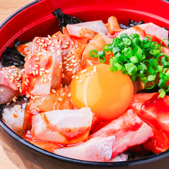 海鮮ユッケ丼