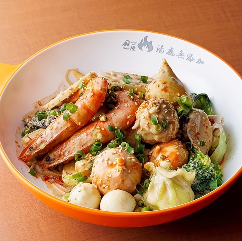 香り高いスパイスと旨味が広がるマーラータンを堪能できる中華料理店
