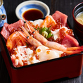 当店の宴会コースは、旬の食材を贅沢に使用した料理の数々をお楽しみいただけます。前菜からメインディッシュ、デザートまで、すべてにこだわりを持って提供いたします。季節ごとの特別メニューや、飲み放題もセットでご提供しており、会社の宴会や友人との集まり、大切な人との食事に最適です。