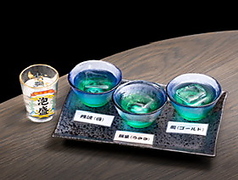 『本場の沖縄の泡盛、飲み比べできます!』