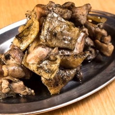 鶏皮串と餃子　うまいもん　ハイボール99円　生ビール299円のコース写真