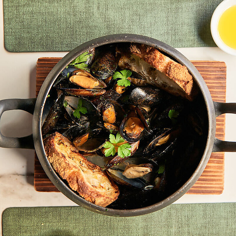 �I�X�e���A �C�^���A�[�i �Z�u���E�G���o�[�Y  �q���g�����s