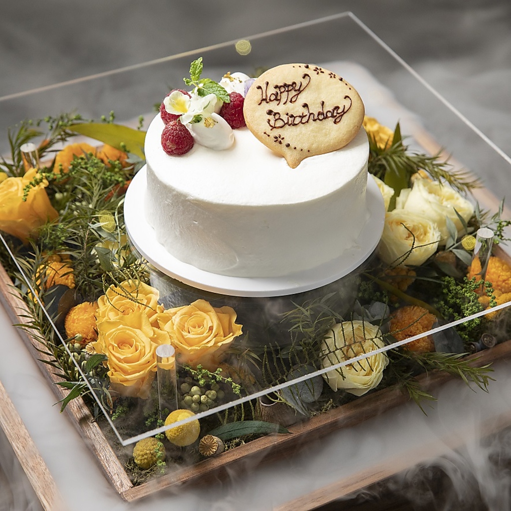 記念日＆誕生日に…＋2000円(2名様からご利用可)でホールケーキもご用意いたします♪