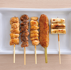 本日の串焼盛り合せ　5本（タレ又は塩）
