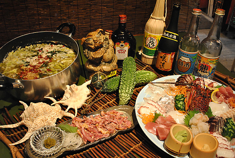 沖縄は宮古島と九州の郷土料理を中心に旬の素材にコダワル和食居酒屋。