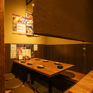 【焼鳥×鍋居酒屋】北新地鳥屋　谷町四丁目店の雰囲気1