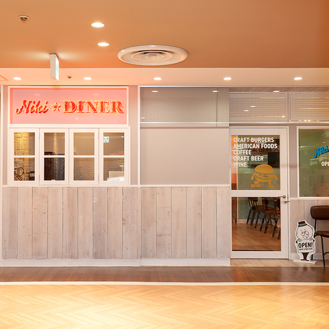 Niki DINER jL_Ci[
