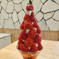 料理メニュー写真&nbsp;《KING》いちごパフェ