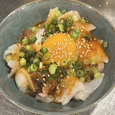 ごちゃまぜ海鮮ユッケ