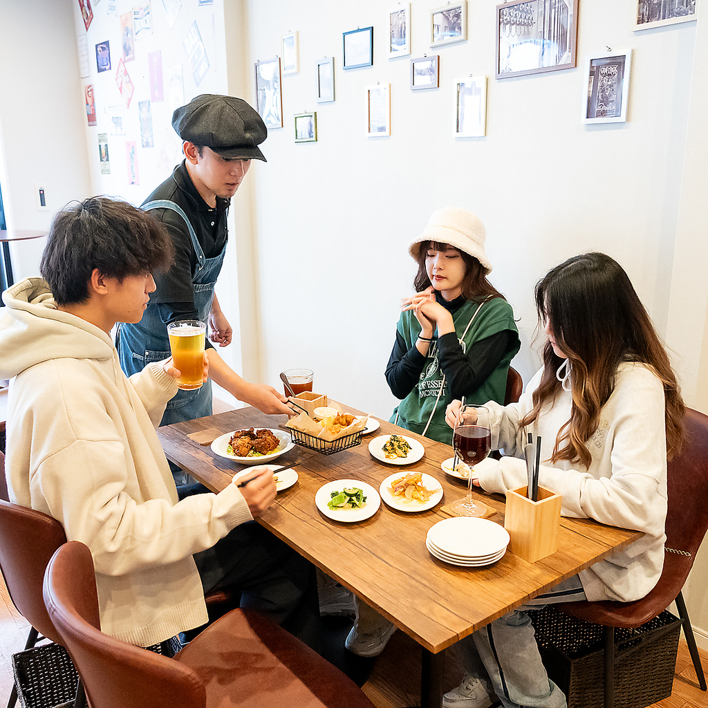 ゆったりと寛げるテーブル席は、女子会や会社のご宴会などに◎みんなでワイワイ楽しいひと時を♪