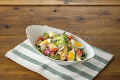 グリルチキンサラダ