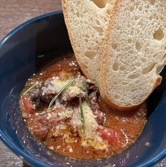 牛すじのトマト煮込み