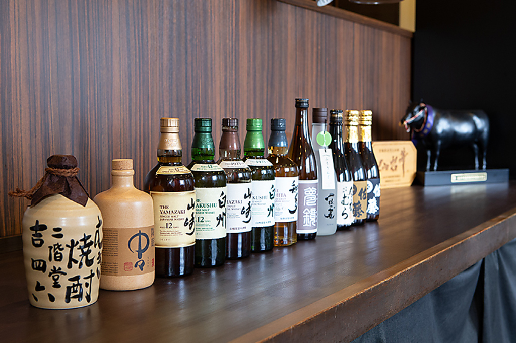 当店自慢のお肉に合わせて、お酒も多種多様にご用意しております♪