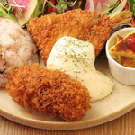 アジフライとカニクリームコロッケ