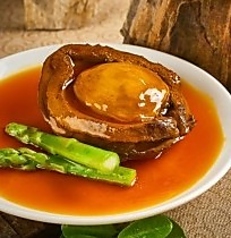 鮑のオイスターソース煮込み