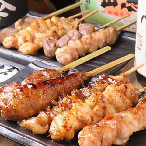 旨い焼き鳥を頬張る★150円～とリーズナブルな価格でご提供★