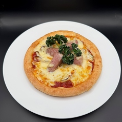 日光HIMITSU豚と新玉ねぎのトマトピザ