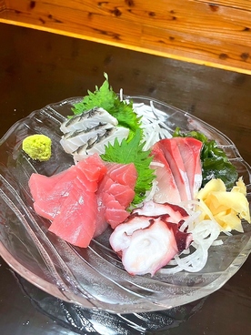 久米島大衆酒場にじやのおすすめ料理1