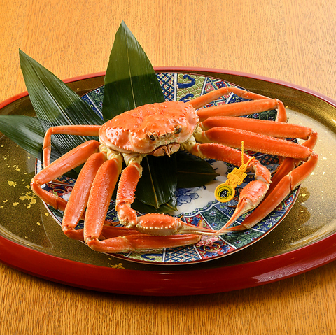 【福井駅内】一年中蟹と福井の名産品が食べられるお店。海鮮と地酒も自慢[コースあり]