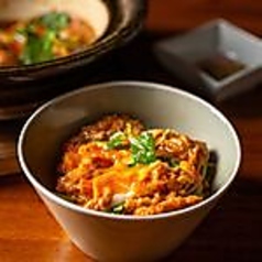 〆まで絶品の親子丼