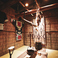 アイヌ伝統家屋「チセ」を模した特別個室「ハルのチセ」。すすきのにいるのを忘れてしまうような非日常空間です。