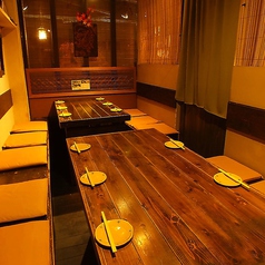 店内に入ってすぐのお席は最大11名様までOK！会社宴会にピッタリ！