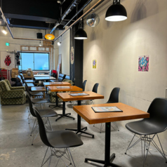 Cafe&VAPE Dr Vapor ドクターベイパーの雰囲気1