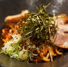 食べ応え抜群!!ランチタイムにエネルギーチャージ♪