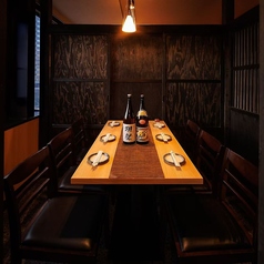 ◆ 6名様～10名様テーブル個室 ◆個室居酒屋をお探しなら是非当店へお越しください！少人数様から団体様まで幅広くご案内いたします◎当店自慢の絶品料理がご堪能いただける宴会に最適なコースも多数ご提供しております(武蔵小杉/牛タン/居酒屋/食べ放題/飲み放題/完全個室/焼き鳥/しゃぶしゃぶ)