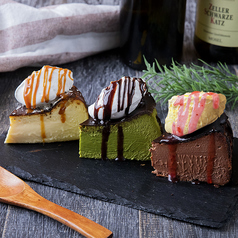 自家製バスクチーズケーキ（プレーン/抹茶/チョコ）