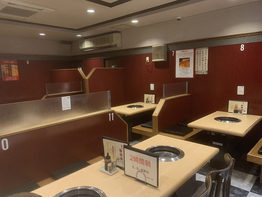 広々空間の店内には、ゆっくり快適にお過ごしいただけるテーブル席・お座敷席をご用意しております◎