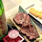 【仙台名物】厚切り牛たんの炙り焼き/三角揚げ仙台名物料理ご用意しております