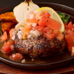 平日限定の大人気「手ごね合挽きハンバーグランチ」