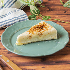 とろけるブリュレレアチーズケーキ