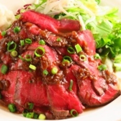 [カフェご飯]こだわり黒毛和牛ローストビーフご飯