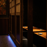 扉付き個室でゆったり!大人の隠れ家空間