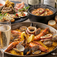 ワインとパエリアのお店 スペイン魚介バルのコース写真