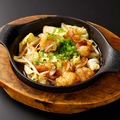料理メニュー写真 丸腸ホルモン鉄板焼き