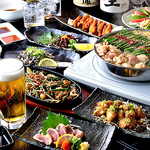 名物もつ鍋や鮮魚、鉄板焼きが勢揃い！冷えたビールと共に、豪華な逸品料理を心ゆくまで堪能ください