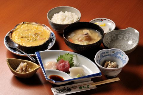 昭和56年創業以来、昔ながらの味を守り続けた郷土料理を味わえる！