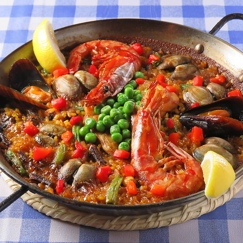 【渋谷駅8分】48年変わらない味、本場スペイン料理を提供し続けるレストラン