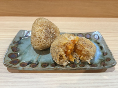 味付卵黄の焼きおにぎり