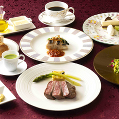 東京ベイ クルージングレストラン シンフォニークルーズのコース写真