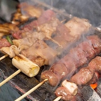 毎日お店で串打ち、丁寧に焼き上げます。