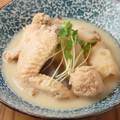 鶏だしおでん　手羽先の写真