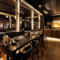 非日常感とカジュアライズを意識した空間を