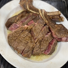 4週間熟成！骨付きリブロース(約650g/2～3人前)