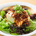 料理メニュー写真&nbsp;蒸し鶏と豆腐のバンバンジー風サラダ
