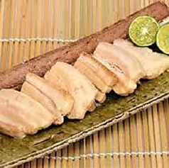 スーチカー炙り　〈豚の塩漬け〉